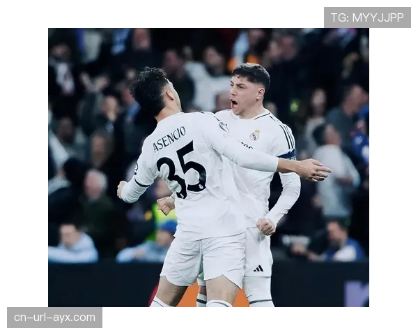 解析阿韦洛亚右路三人换位：如何盘活皇马进攻，巴尔韦德重获战术自由